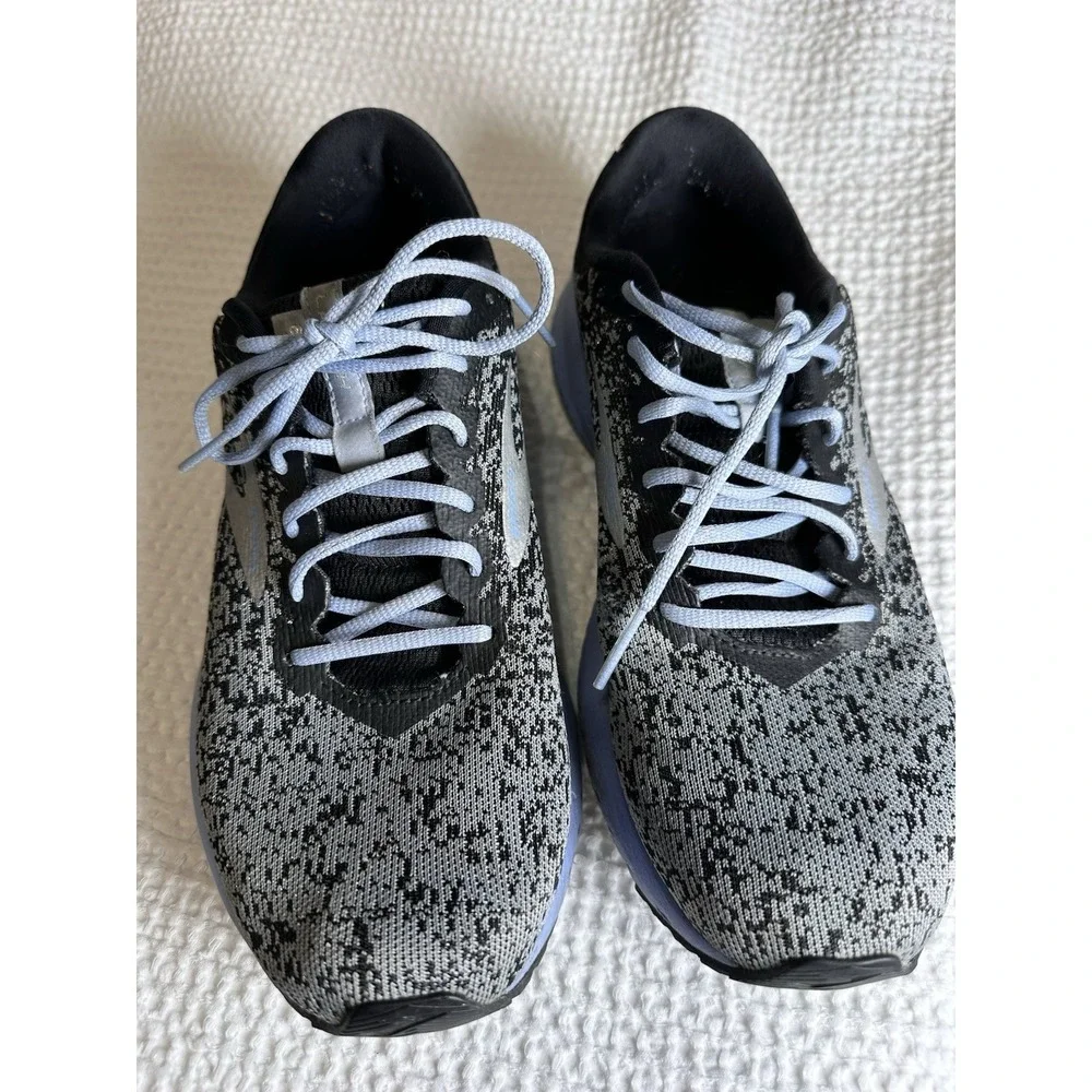 Brooks Launch 6 Light Blue Size 9.5